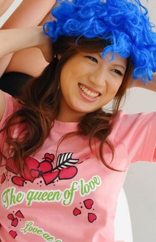 Shirosaki Karin Asian with silly outfits on head sucks phallus