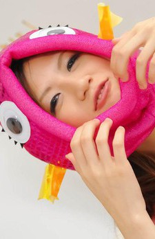 Shirosaki Karin Asian with silly outfits on head sucks phallus